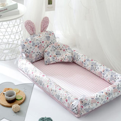 Baby Bed/Nest "Cute Bunny"