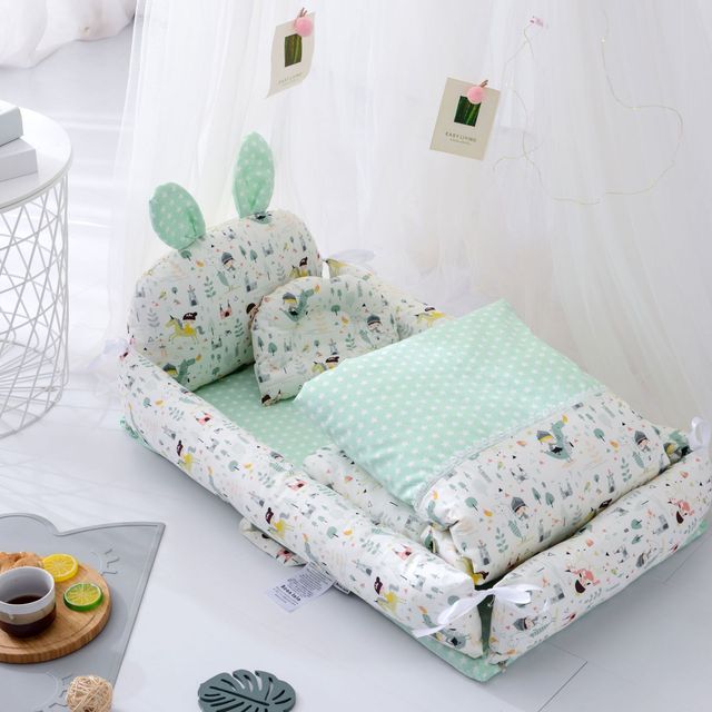 Baby Bed/Nest "Cute Bunny"