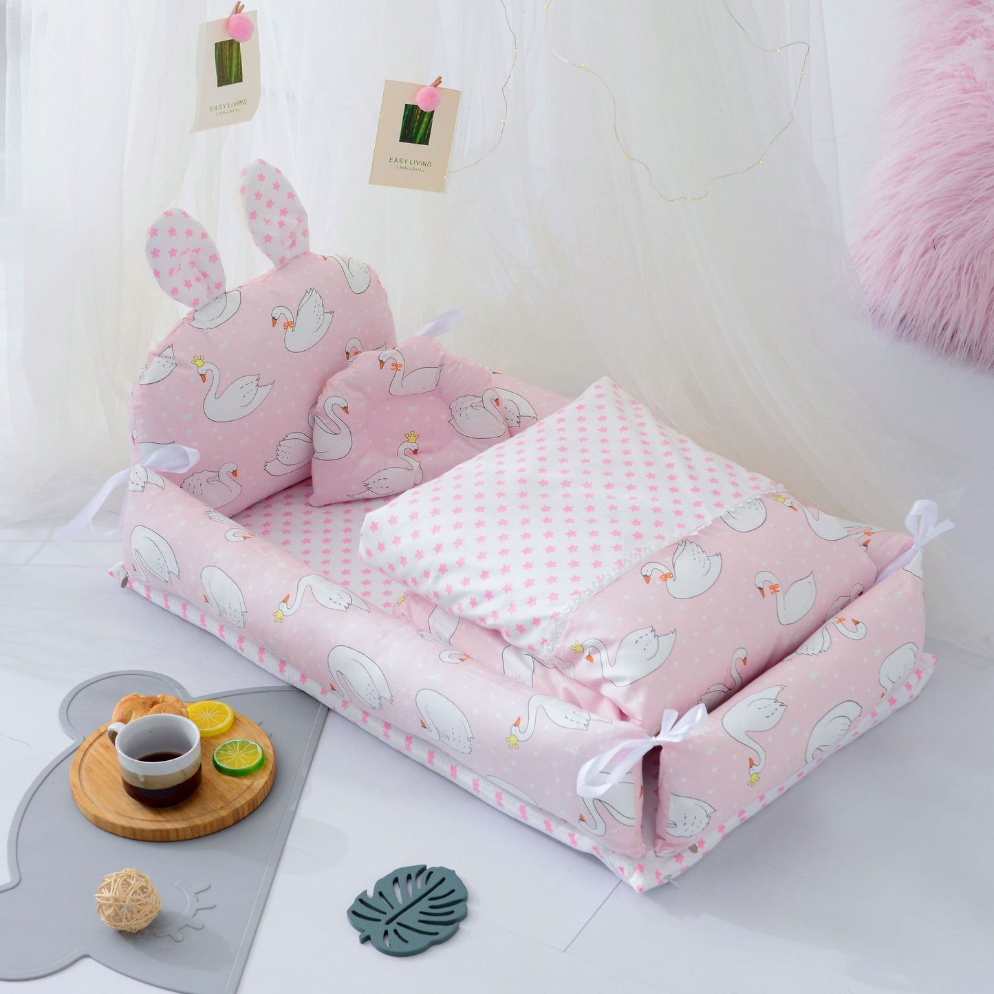 Baby Bed/Nest "Cute Bunny"